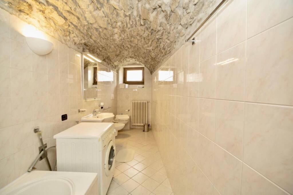 Contempora Apartments - Ca' Brenta Garden Сан Феделе Интелви Екстериор снимка