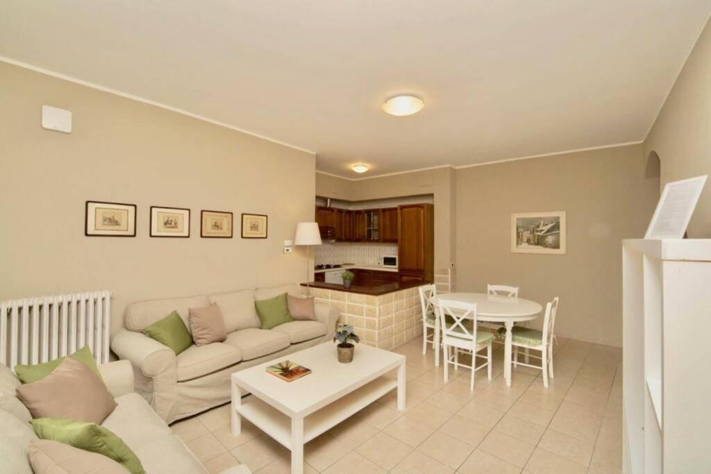 Contempora Apartments - Ca' Brenta Garden Сан Феделе Интелви Екстериор снимка